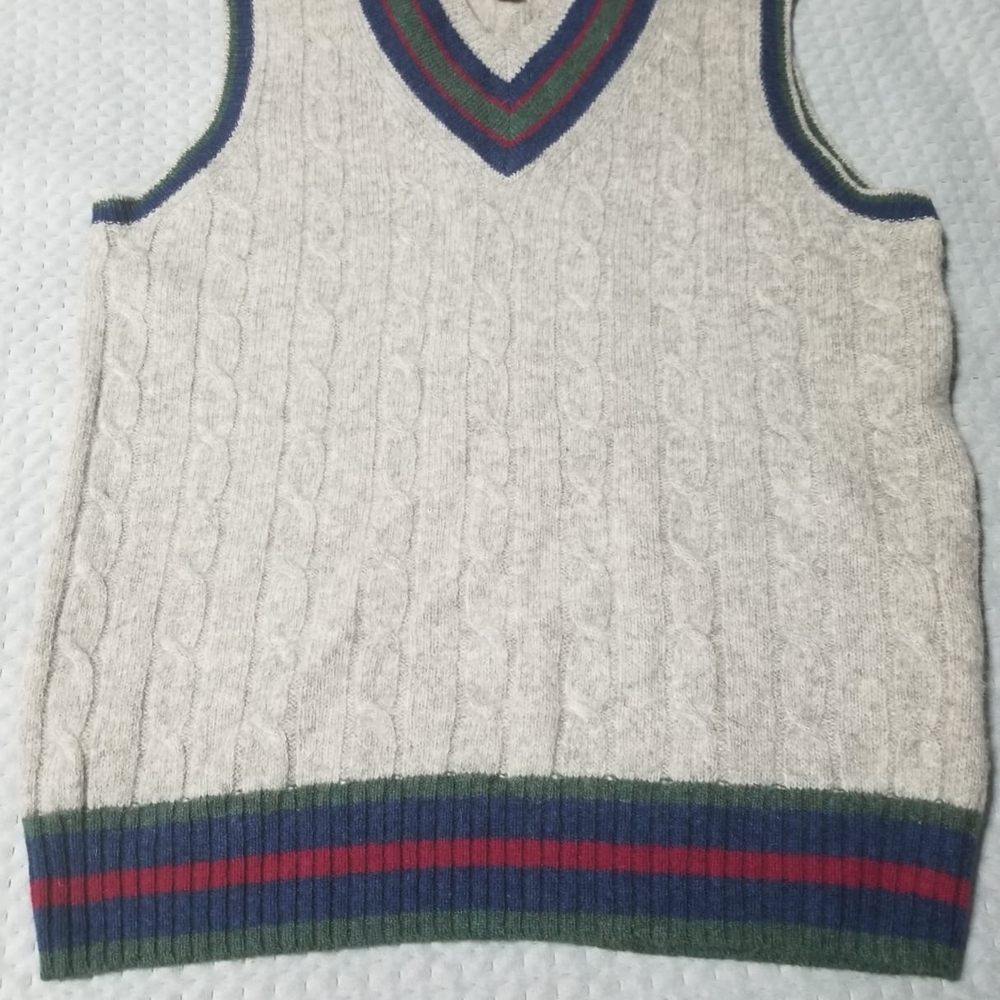 Brooks Brothers Est. 1818. Shetland Wool. 100% Wool Men's Vest. Gray. Size M.